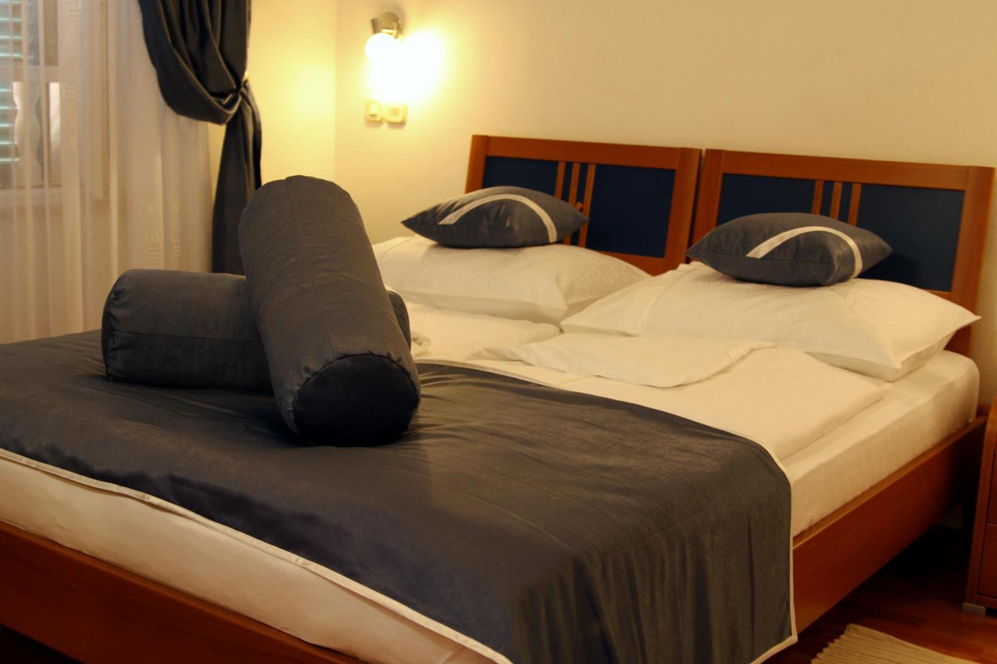 Apartments Amore Bol Kültér fotó