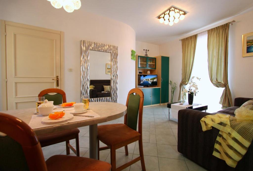 Apartments Amore Bol Szoba fotó