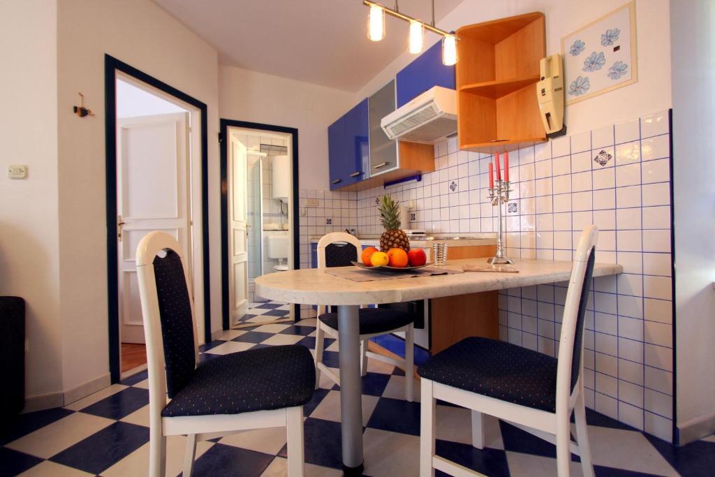 Apartments Amore Bol Szoba fotó