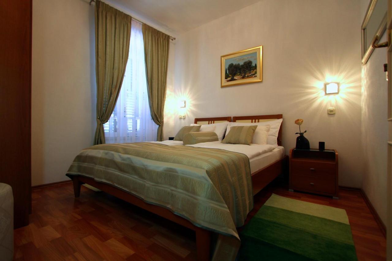 Apartments Amore Bol Szoba fotó